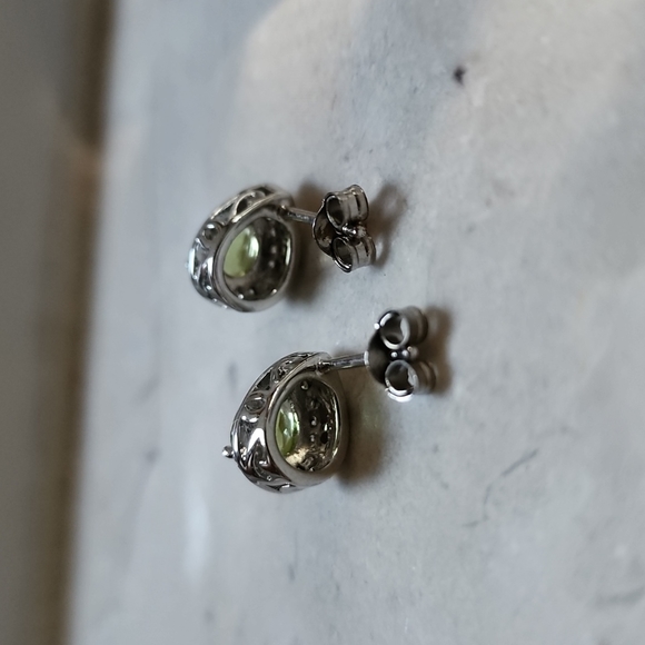 Peridot and CZ post earrings - Picture 4 of 8